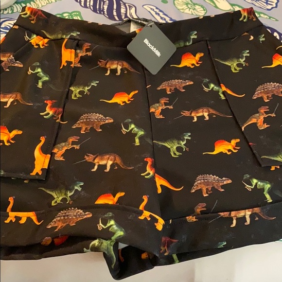 Blackmilk Pants - BlackMilk Dinosaur Cuffed Shorts